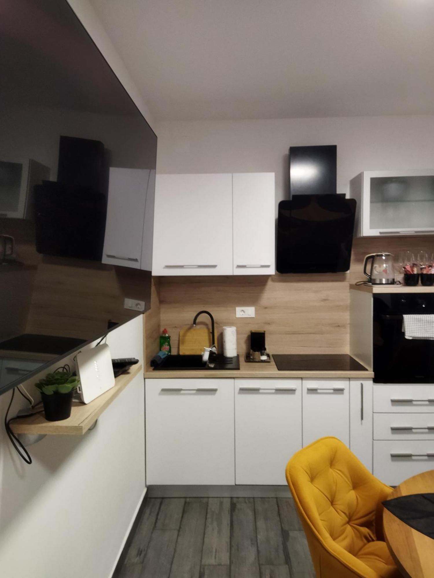 Apartman Na Jezeru Zagreb Bilik gambar